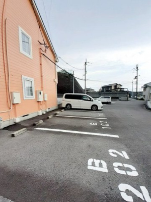 【駐車場】 | アメニティハイムＩ | 駐車場完備です