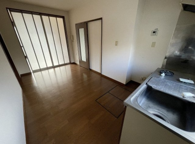 ディアスサカエの居間・リビング