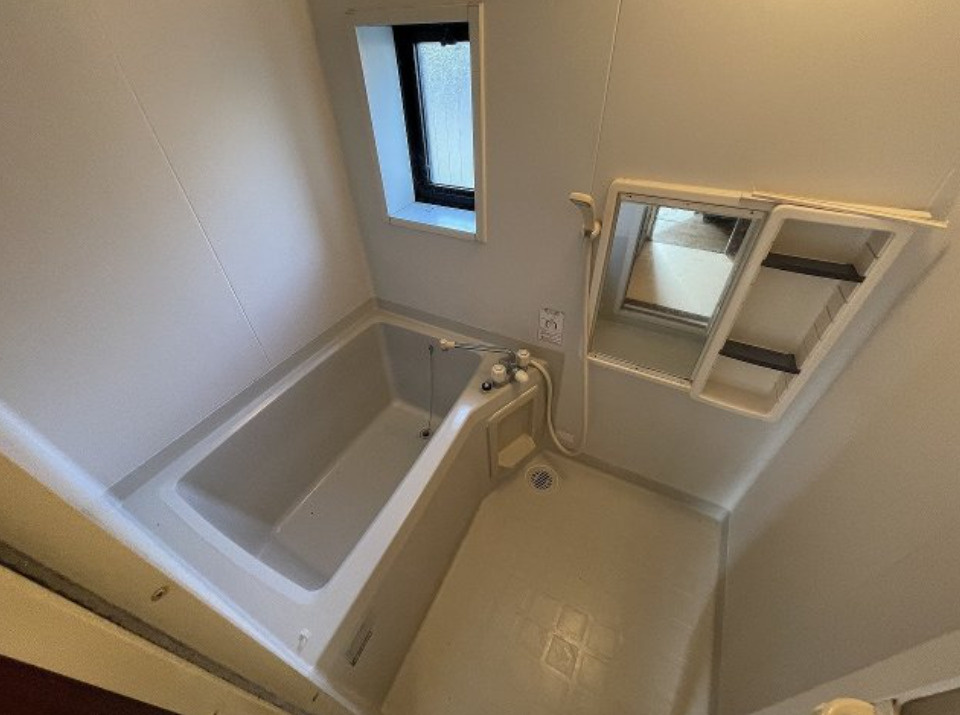 ディアスサカエの浴室