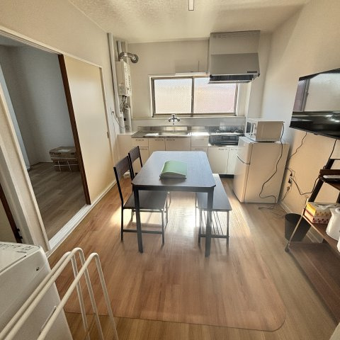 室蘭中島町ハウスの居間・リビング