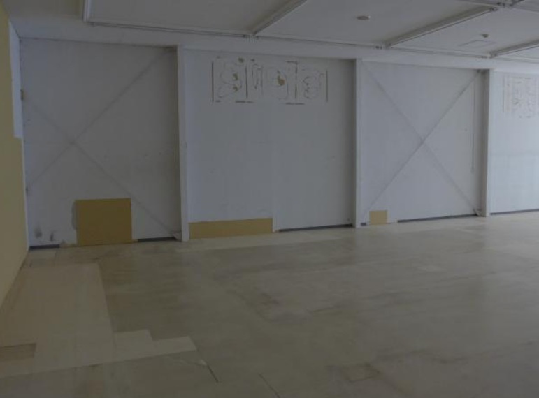 東村山市恩多町５丁目の倉庫の内装