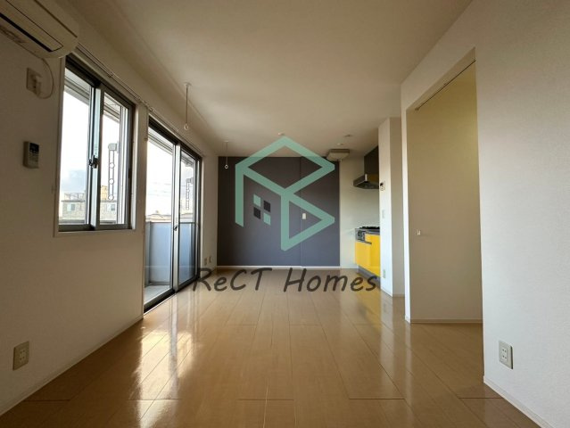 プリムールコートの居間・リビング