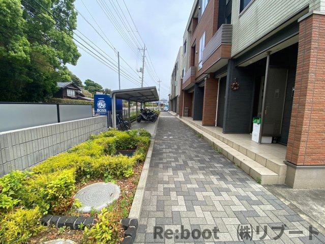 プロムナード貝塚公園のエントランス