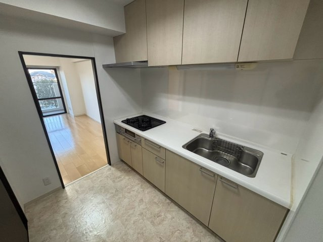 川越市仙波町3丁目　リフォーム済み中古マンション　東武東上線『川越駅』徒歩18分　【第一小学区】のキッチン