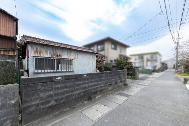 津市上浜町4丁目の前面道路含む現地写真