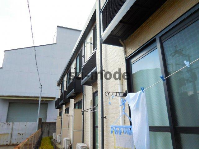 レオパレスクレールのバルコニー