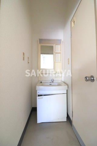 高雄ハイツの洗面所
