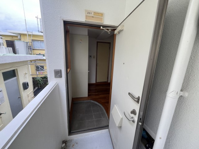 【玄関】 | ベルガーデン | ※退去前の為、写真と現状が異なる場合がございます