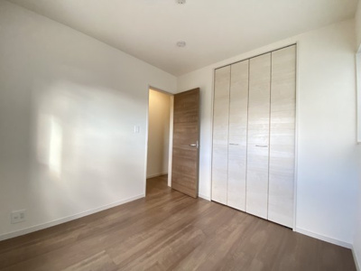 【洋室】 | 沖縄市南桃原（全8棟）1・2・3号棟 | 1号棟　洋室4.5帖＋CL付き♪