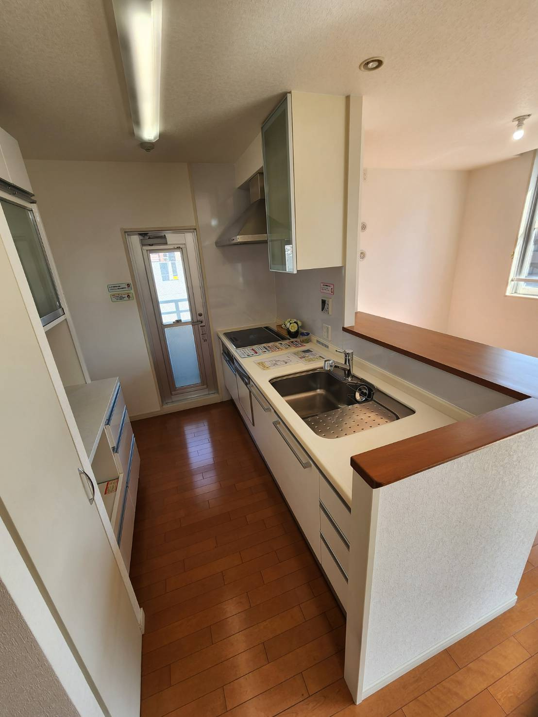 MJR桜坂プレシャスのキッチン