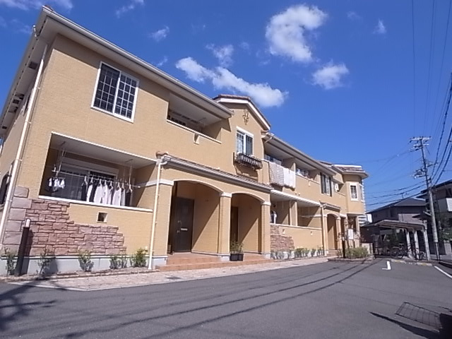 神戸市須磨区南落合１丁目のアパートの外観