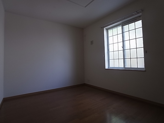 神戸市須磨区南落合１丁目のアパート