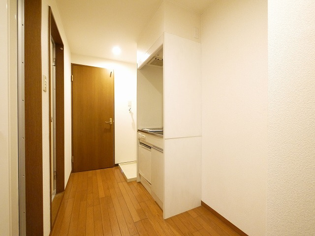 プレステージ富雄の玄関|ゆったりとした玄関です