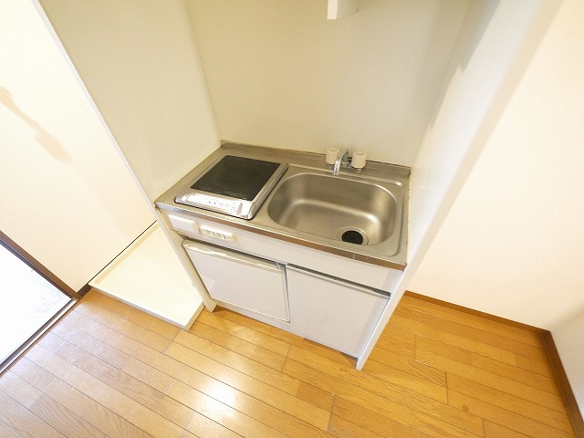 プレステージ富雄のキッチン|お料理しやすいキッチンです