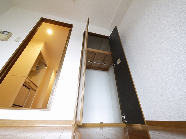 プレステージ富雄の収納|収納があります