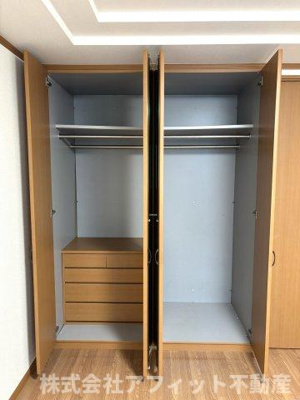 【収納】 | ファイングレース | 洋室9.1帖のクローゼット
