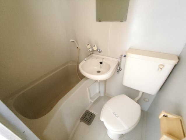 エンゼルハイツの浴室