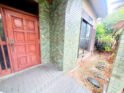 【玄関】 | 菅相塚町　1398万円