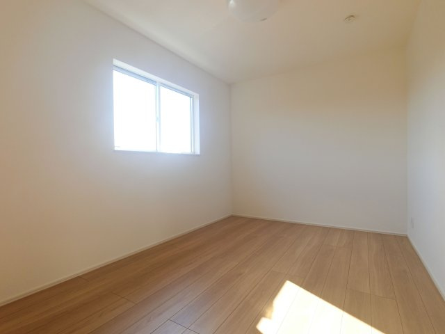 赤松小学校西1の洋室|自分時間を充実させながら心豊かなひとときを過ごすための大切な個室空間。