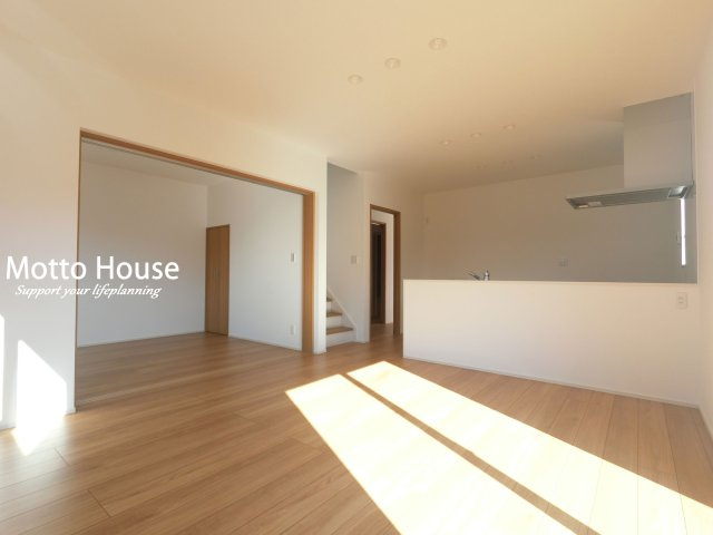 赤松小学校西1の居間・リビング|キッチンとリビングでコミュニケーション取れるLDK♪