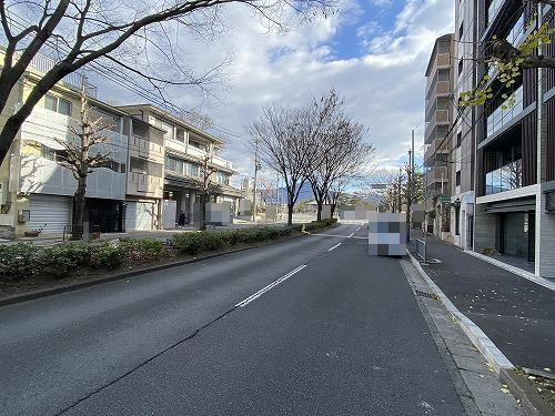 小山東元町 店舗付住宅
