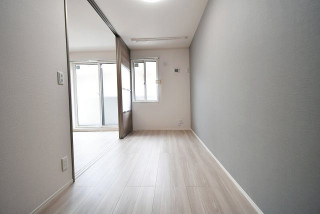 コンフィエ鳴尾の居間・リビング