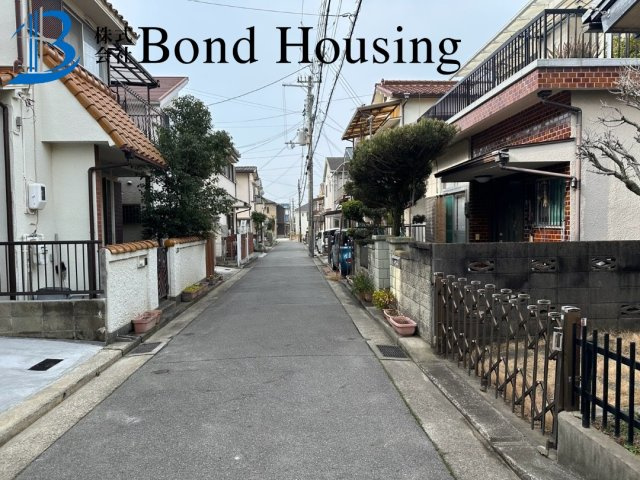 JR西明石駅徒歩12分 LDK18帖 西明石北町 新築戸建の前面道路含む現地写真