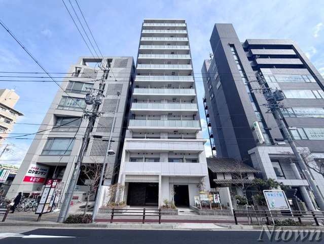 【外観】 | エステムコート名古屋平安通クチュール | 外観は落ち着いています
