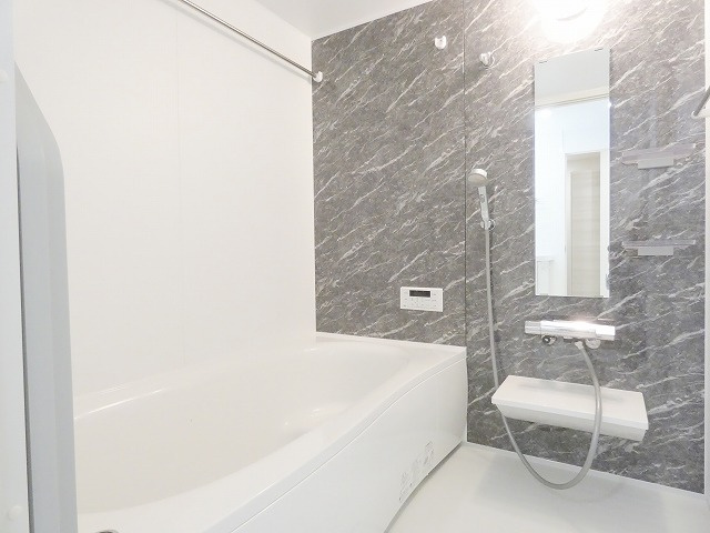 【浴室】 | Dフラット東平山　A棟