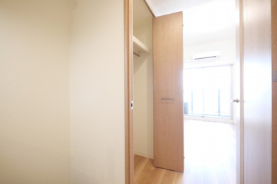 【収納】 | プレサンス朝潮橋ベイ・ブリーズ | 大きなものも収納できそうです