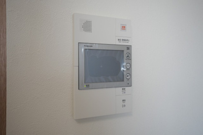 【セキュリティ】 | プレサンス朝潮橋ベイ・ブリーズ | モニター付きインターホンです