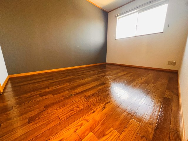 ルミエール21(筑後)の洋室|6.1帖の洋室です。