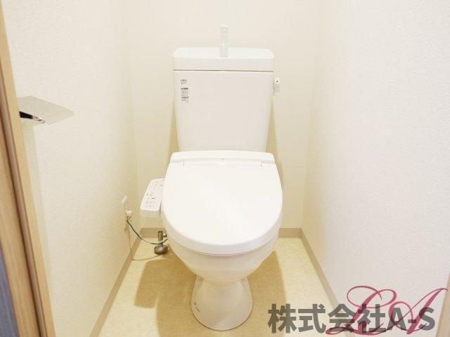プレサンス久屋大通公園エアリーのトイレ|同間取り画像使用
実際のお部屋と色などが異なる場合がございます。