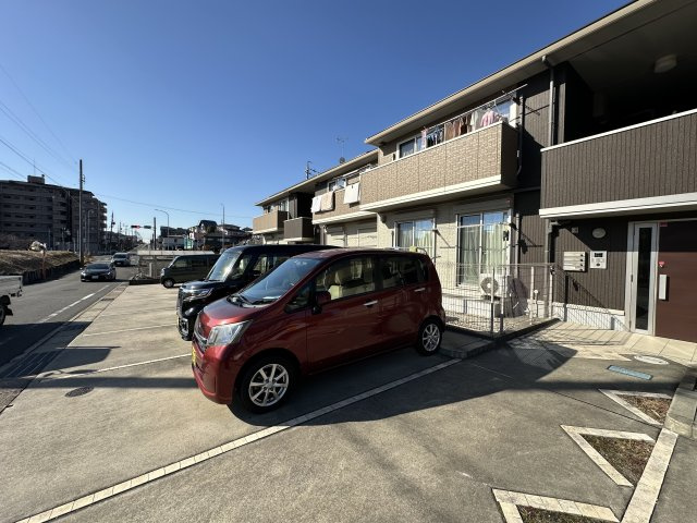 プリマヴェーラ天王台の駐車場