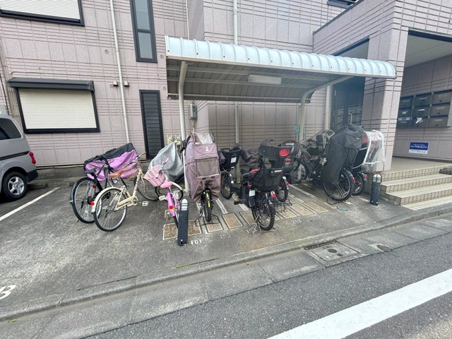 パーチェ東高円寺のその他共用部分|★屋根付き駐輪スペース★