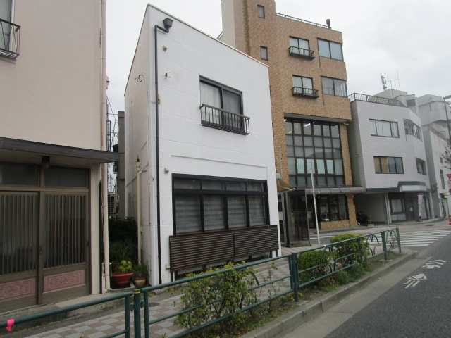 墨田区立花４丁目の店舗事務所の外観