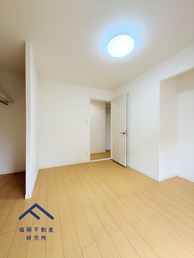 グランコート春日原の洋室