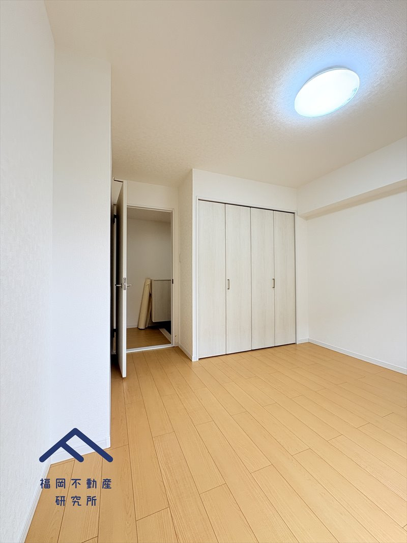 グランコート春日原の洋室