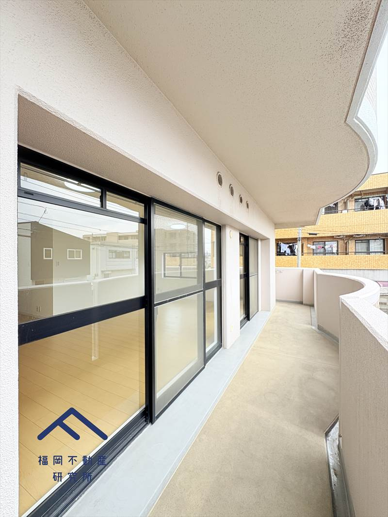 グランコート春日原のバルコニー