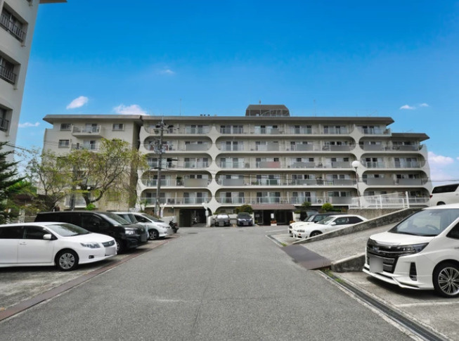 カネボウ三ツ池台マンション