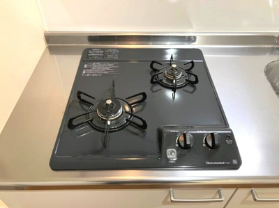 【キッチン】 | ヴィラヒルズ滝頭 | ガスコンロ２口付のキッチン