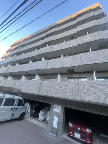 ルーブル世田谷の外観