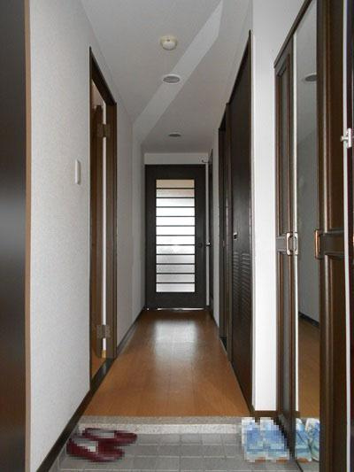 ダイアパレス高知ヌーベルヴューの玄関