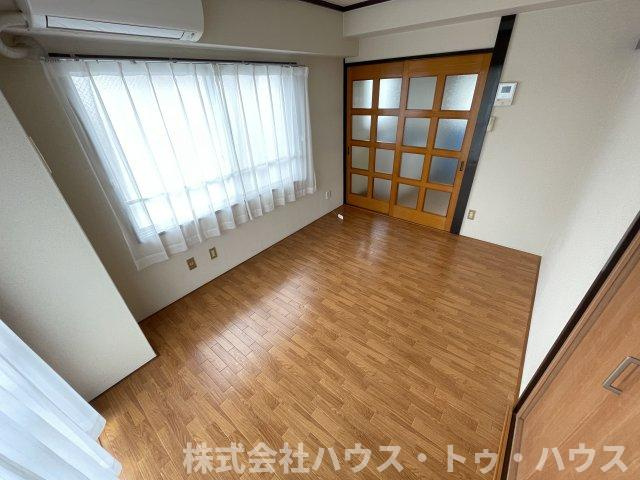 田中ビルの寝室