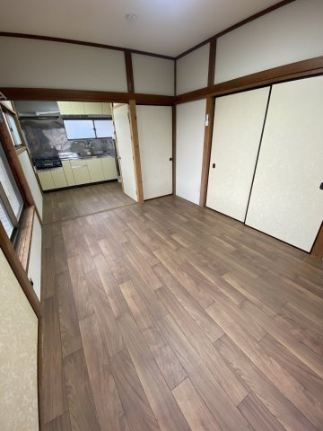 【 貸主 】本牧緑ケ丘ハウス（2F）の洋室|CF新規張替（2025年3月施工）
※2025年3月撮影