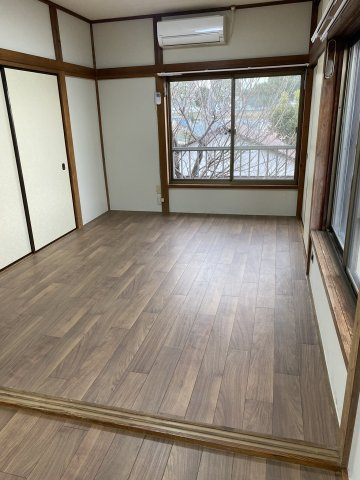 【 貸主 】本牧緑ケ丘ハウス（2F）の洋室|CF新規張替（2025年3月施工）
※2025年3月撮影