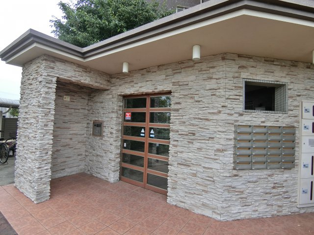 プリマヴェーラ一條【キャッシュバック対象物件】のエントランス|建物の内部です