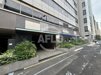 【その他】 | LUCID SQUARE SEMBA | LUCID SQUARE SEMBA　エントランス