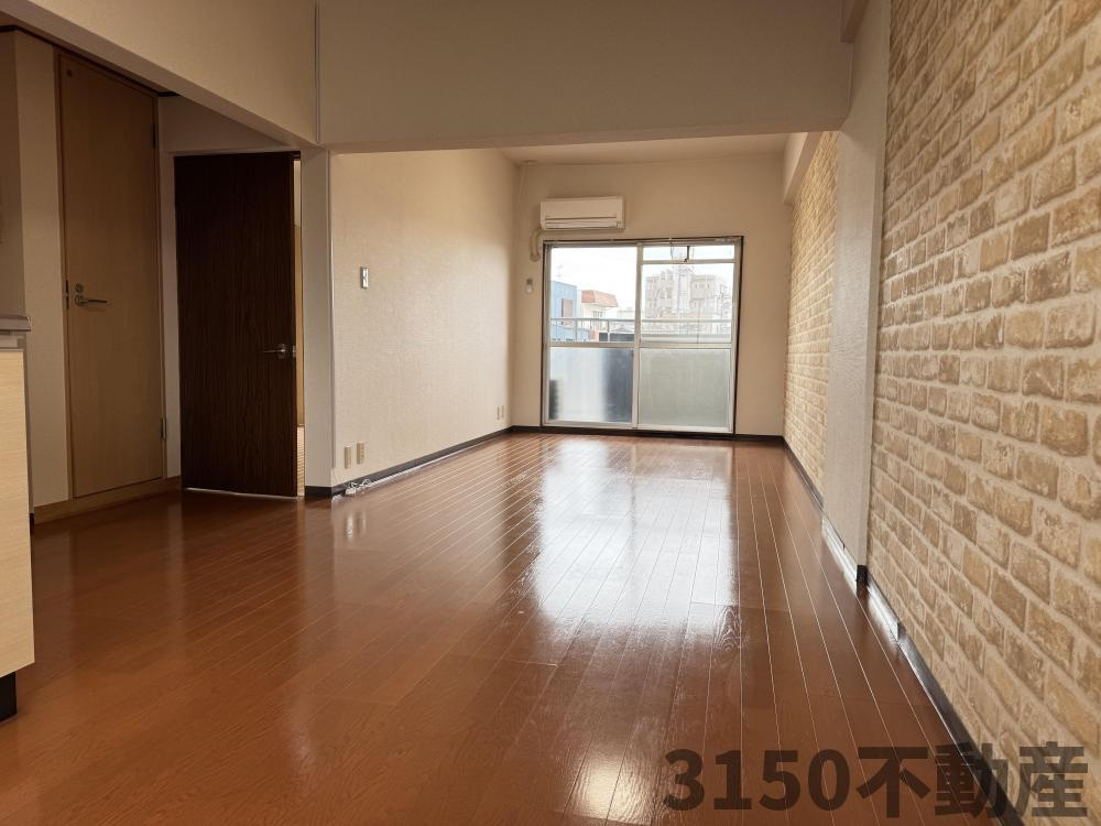 ラティーナ岐阜の居間・リビング