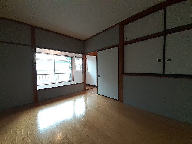 【洋室】 | 古志原2丁目中古戸建（収益物件） | 明るい洋室です